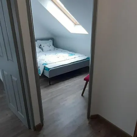 Haziallatbarat Bichon Nyaralo Medencehasznalattal Prázdninový dům *