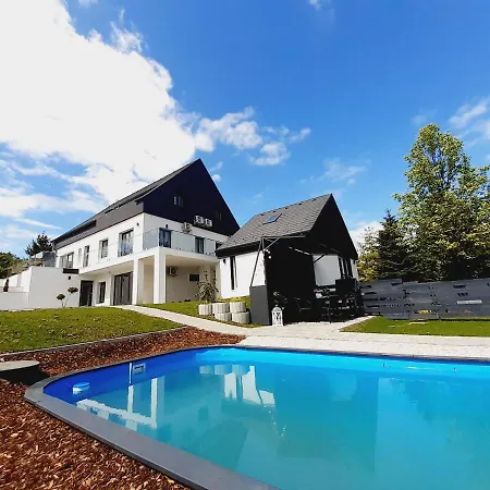 Tatil Evi Haziallatbarat Bichon Nyaralo Medencehasznalattal Fonyód